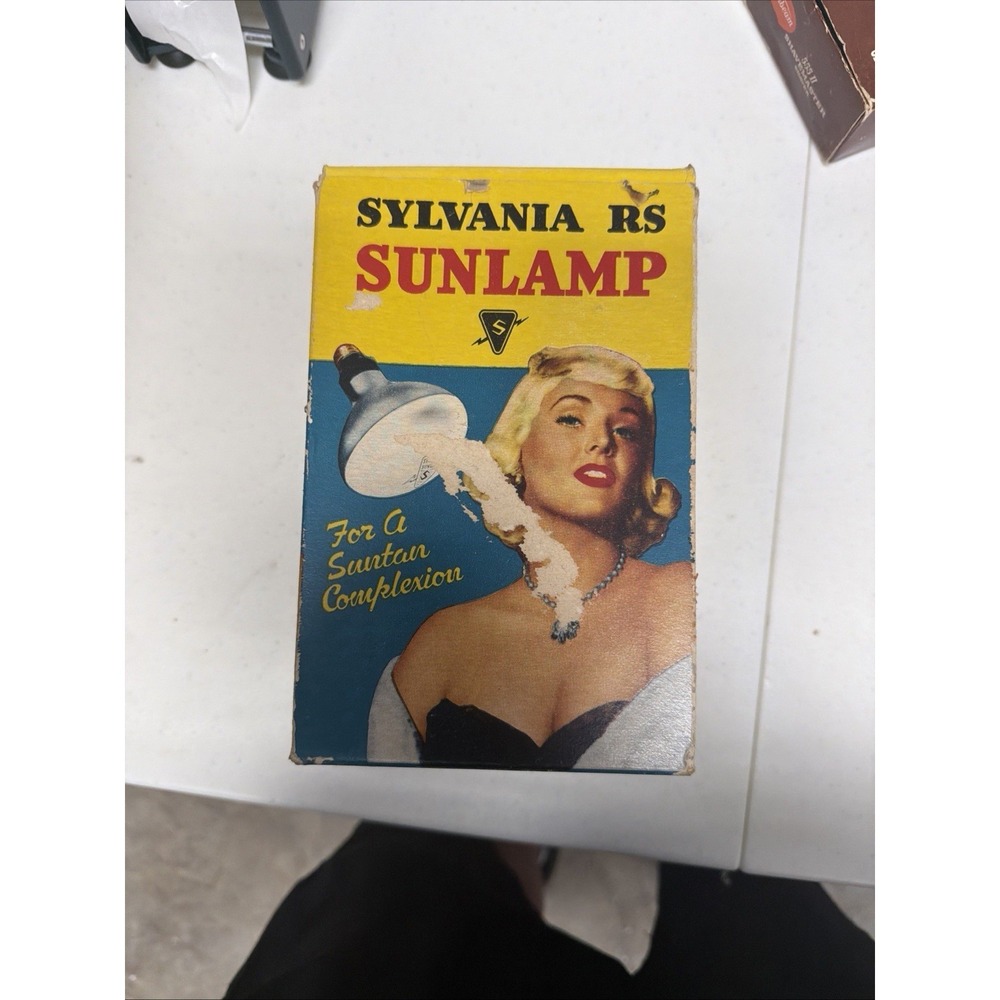 Vintage Sylvania RS Sunlamp Box Pinup Art 1950s Advertising Display Bulb WORKS‎